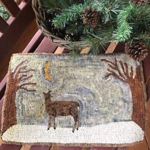 Doe, A Deer Rug Hooking Pattern