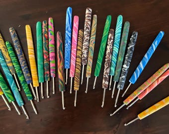 Pencil rug hook