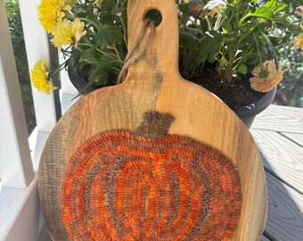 Cutting Board Pumpkin