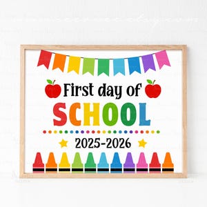 Letrero imprimible para el primer día de clases, letrero de regreso a clases, ideas para accesorios fotográficos para el letrero del primer día de clases, letrero del primer día de preescolar (descarga instantánea)