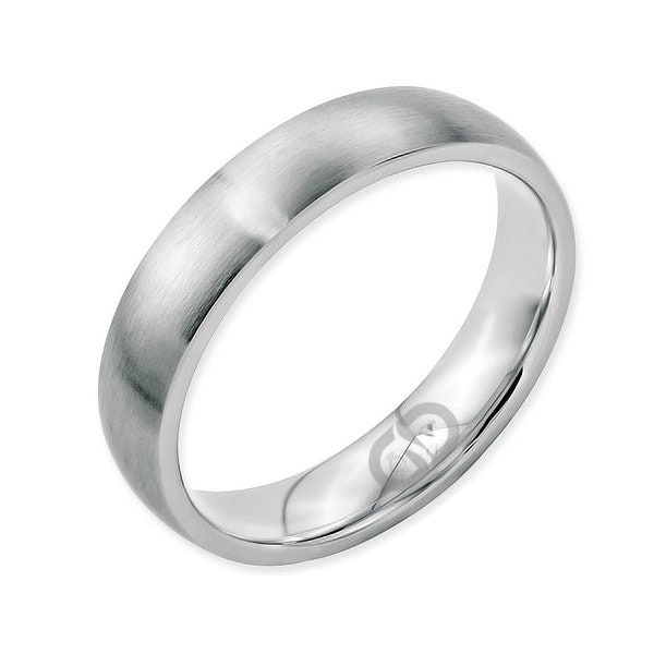 Finition à la main en acier inoxydable Brossée 5mm Half Round Comfort Fit Wedding Band Tailles 5 - 13 Y compris demi-tailles