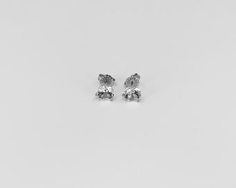 14k White Gold 3 Prongs Martini Stud Earrings With 2 CT  6.5mm Round Faceted Brilliant Cut Round Diamonds