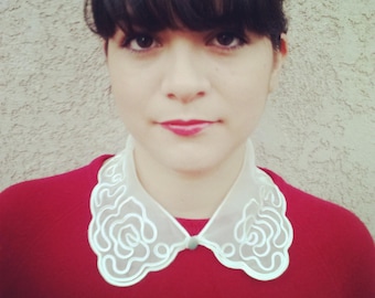 Collar ivory