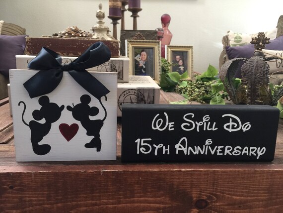 Disneypersonalized Mickey Minnie Mouse Disney Themed Wood Etsy