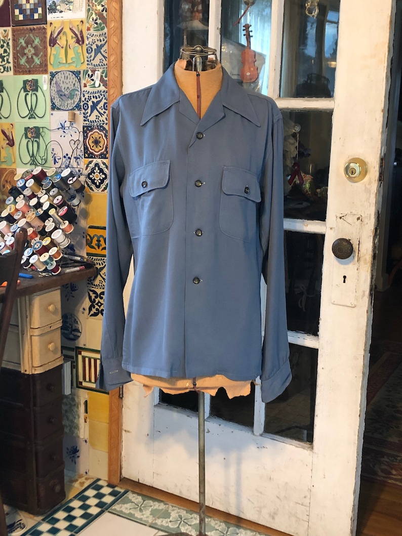 1940/'s men/'s blue cotton gabardine cotton shirt
