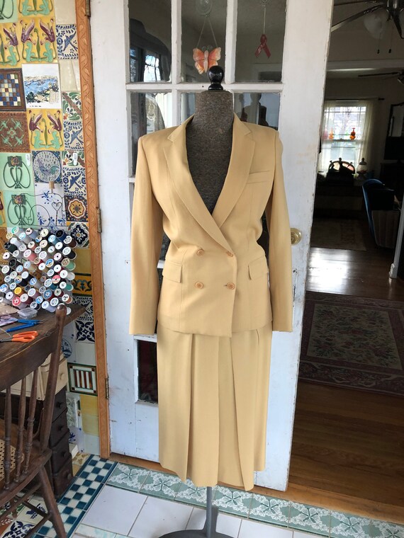 vintage Salvatore Ferragamo goldenrod wool gabardi