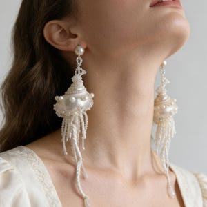 Orecchini Sirena Artigianali con Conchiglia Naturale e Perle – Gioiello Unico Artistico Statement