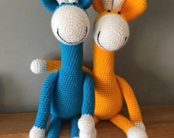 Crochet Giraffe Toy: Brightly Colored Acrylic Yarn (45cm), crocheted toys, baby gifts