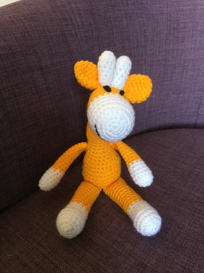 Crochet giraffe, little giraffe toy image 4