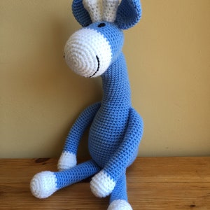 Blue crochet giraffe toy, baby gift, toddler toy image 6