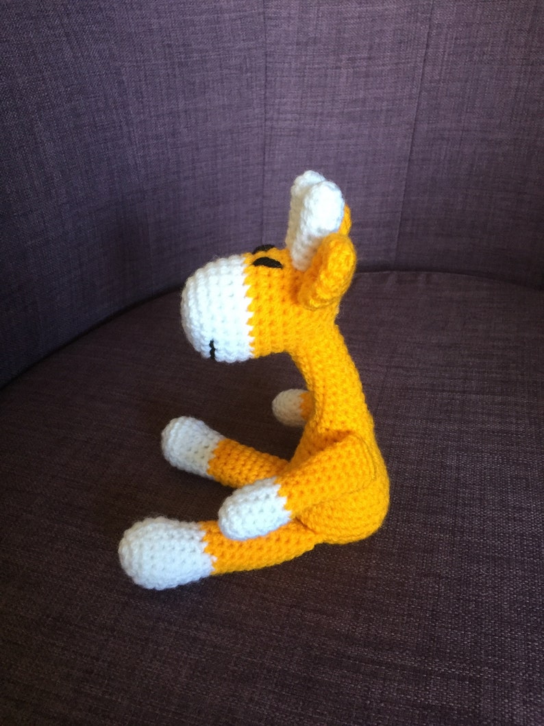 Crochet giraffe, little giraffe toy image 1