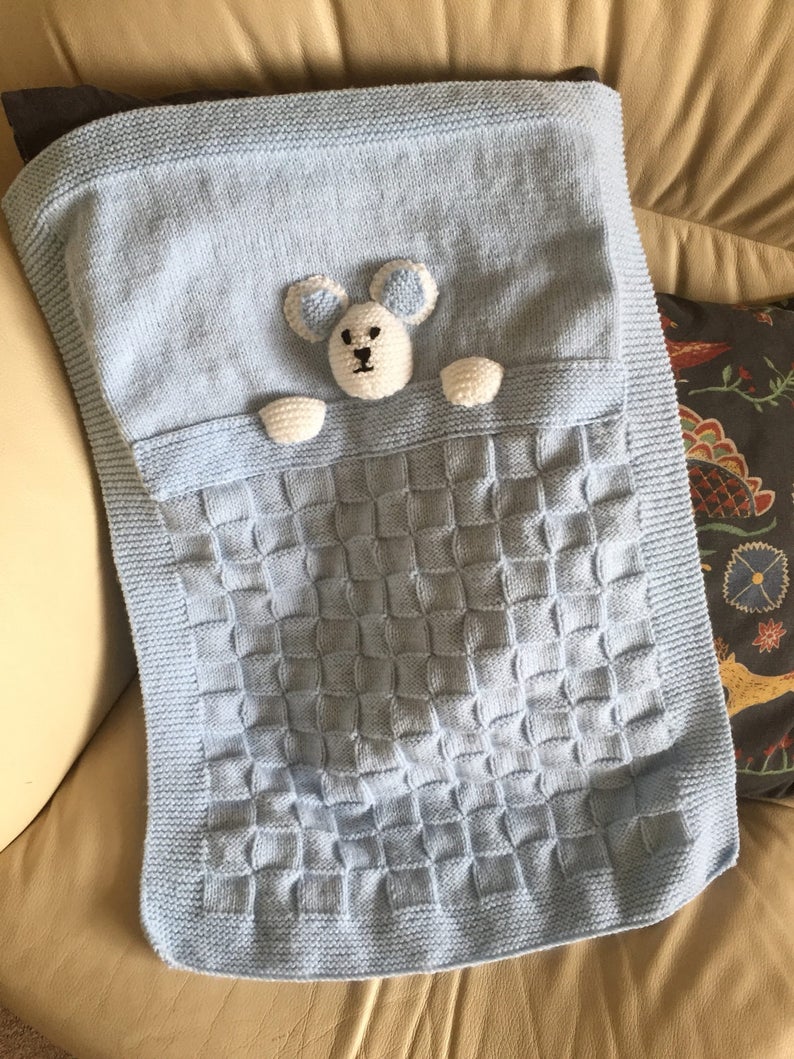 Pretty handmade baby blanket, knitted blanket image 5