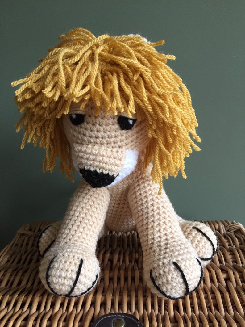 Handmade crochet lion toy image 7