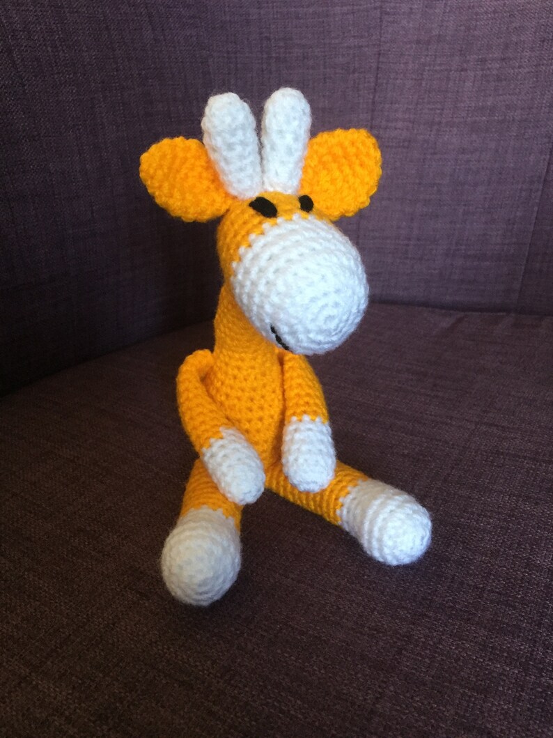 Crochet giraffe, little giraffe toy image 2