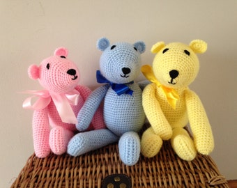 Teddybär gehäkelt, Baby Geschenk, Handarbeit, gehäkelte Spielzeug