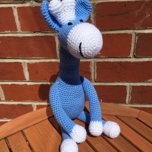 Blue crochet giraffe toy, baby gift, toddler toy image 10