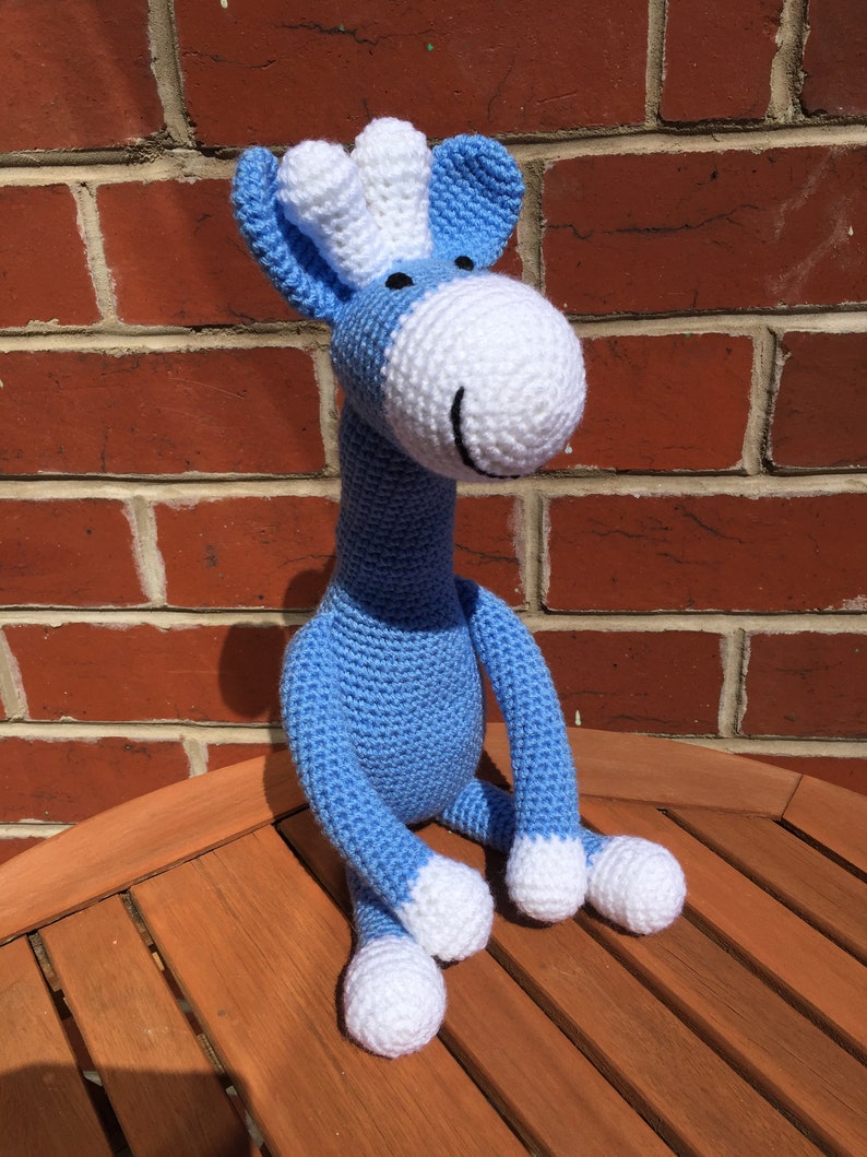 Blue crochet giraffe toy, baby gift, toddler toy image 10