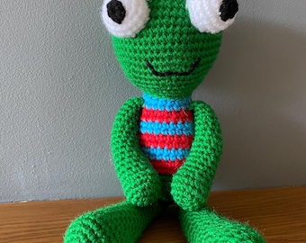 Hand Crocheted Frog: Soft Acrylic Yarn Plush Toy (30cm), crocheted toys