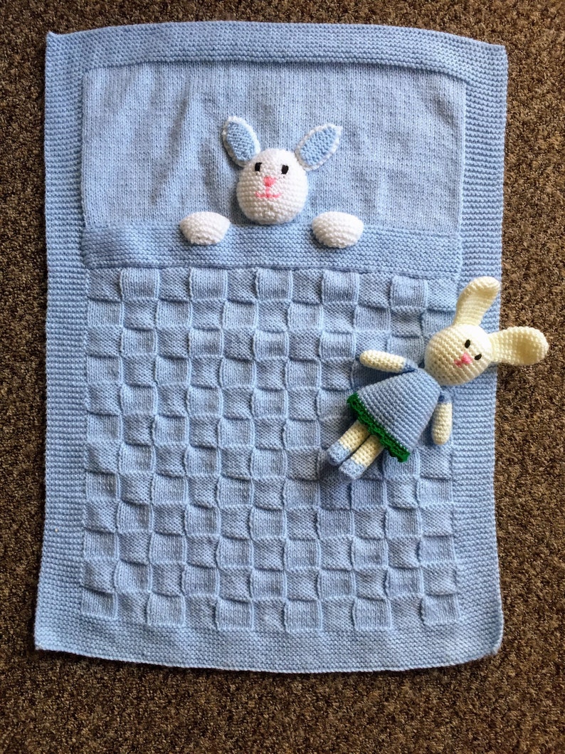 Pretty handmade baby blanket, knitted blanket image 4