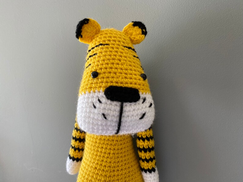 Tiger toy, crochet tiger image 3
