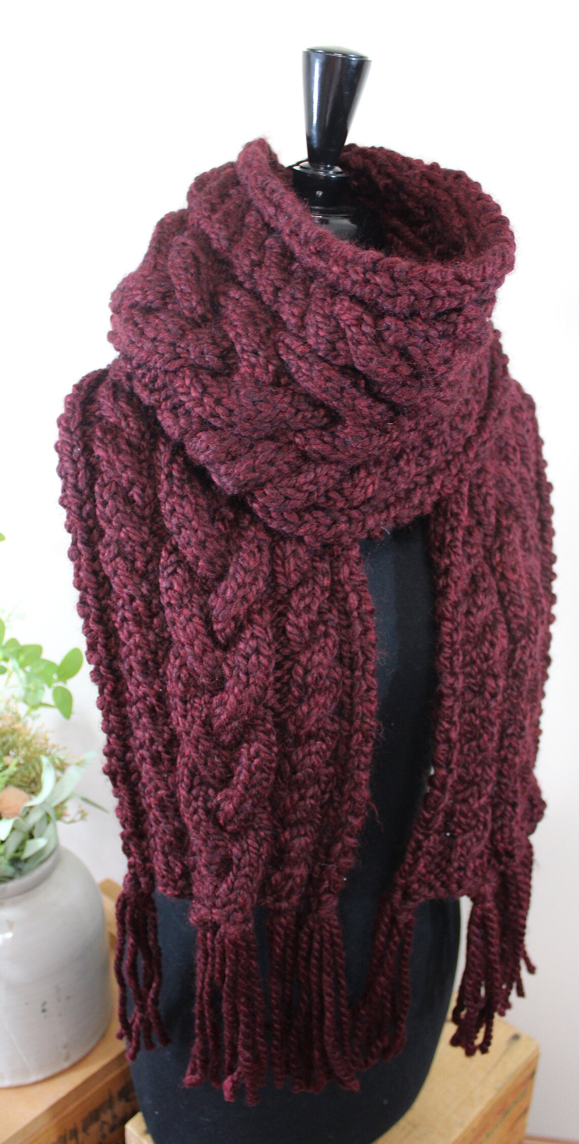 Chunky Knit Cable Scarf / Fringed Cable Knit Scarf - Etsy