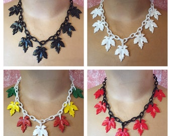 Vintage inspired necklace with leaves in 40s 50s style, celluloid and bakelite style