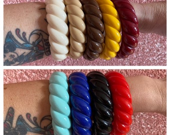 Vintage inspired bangles, 40s 50s style, twisted shape, bakelite style