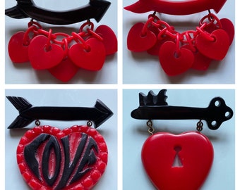 Vintage Inspired Valentine's Day Heart Brooch 40s 50s Bakelite Style