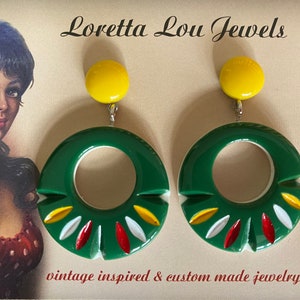 Vintage inspired green/colorful earrings, 50s Mexican style, Fakelite image 5