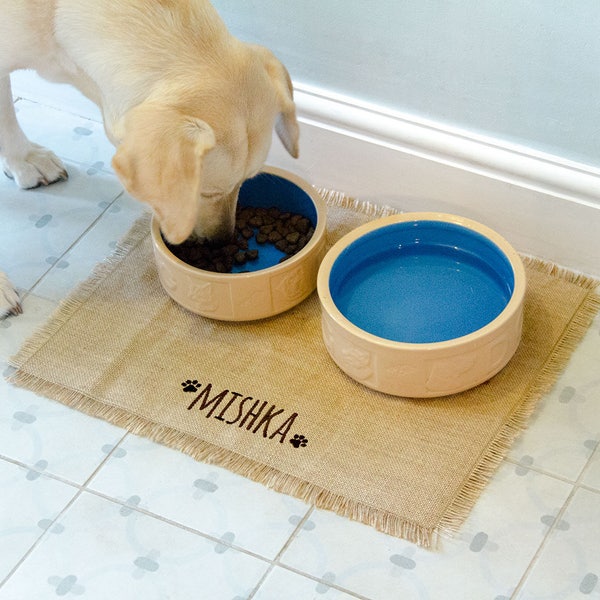 Personalised Dog Feeding Mat with EMBROIDERED name, Dog Placemat, Pet Placemat for Dog Food Bowl. Hessian Dog Mat Placemat