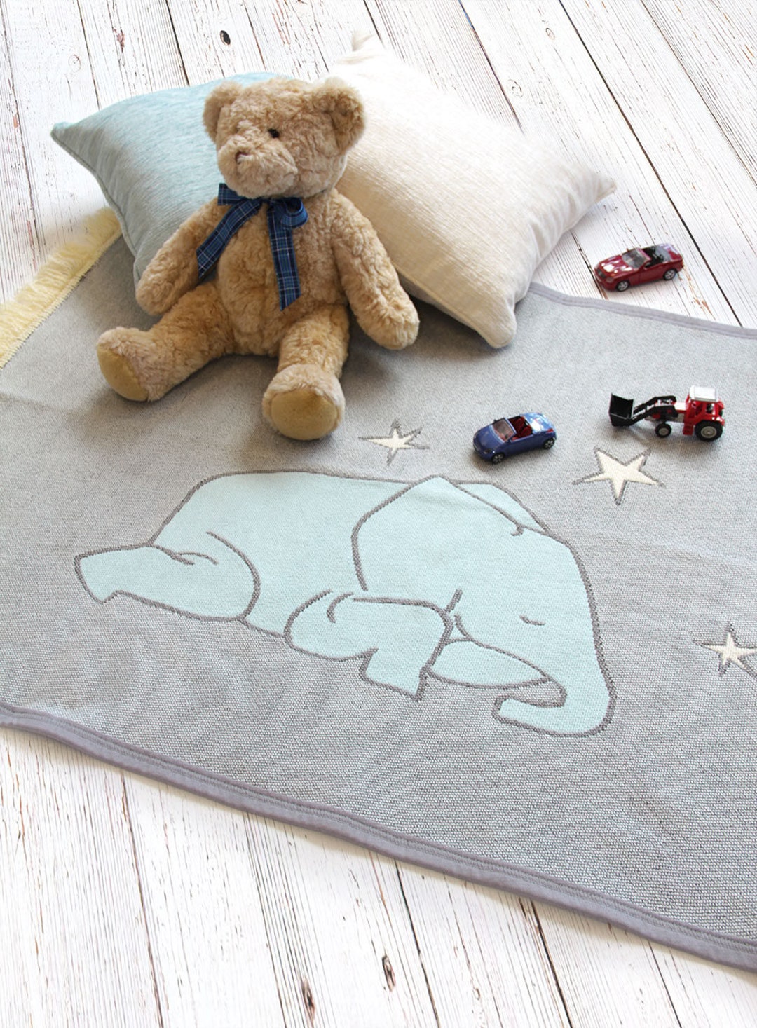 Elephant Nursery Rug, Nursery Decor, Children's / Kid's Nursery Play