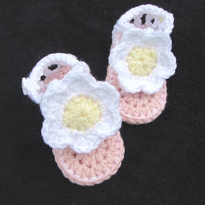Daisy sandles