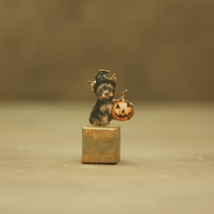 1180 Kit Dollhouse Miniature Decoration Block Halloween Yorkshire Terrier Puppy 1:12