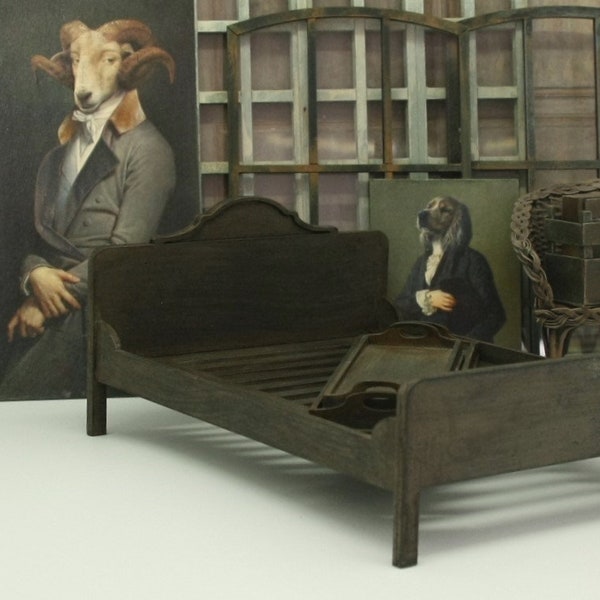 1054 Kit Dollhouse Miniature Double Victorian Bar Bed 1:12