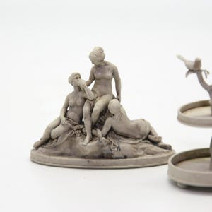 3000-103 Puppenhaus Puppenstube Miniatur (unbemalte) Statue der Drei Grazien 1:12
