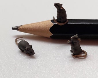 3000-14 Dollhouse Miniature Animals Ensemble de 3 souris (non peintes) 1:12