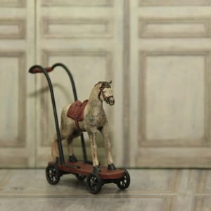 3000-198 Puppenstube Puppenhaus Miniatur Spielzeug (unbemalte) Viktorianisches Schubpferd 1:12