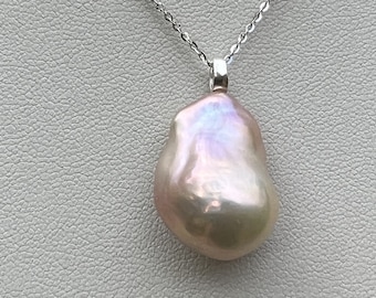 Lavender baroque pearl Pendant with some golden overtones, simple pendant, irregular pearl pendant,baroque pearls pendant