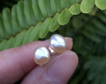 Nice Pink keshi pearl stud earrings,small keshi pearl studs,7mm-8mm keshi pearl earrings,daily wearable earrings