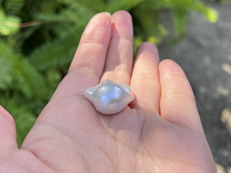 23X28MM white baroque pearl with some pink/blue overtones,large pearl,Irregular pearl,for jewelry design image 6