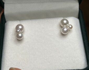 Triple pearl earrings