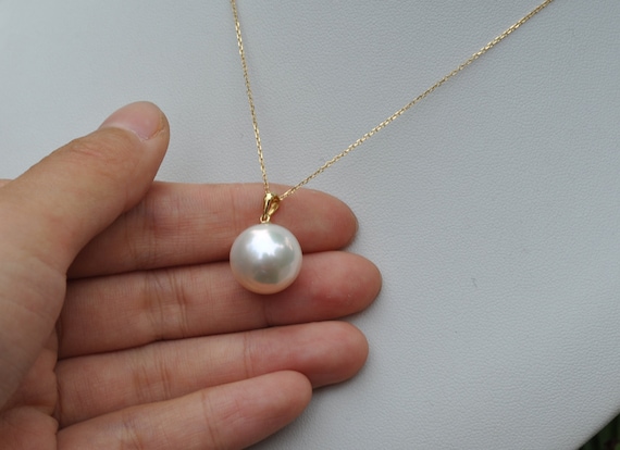14-15mm White Edison Pearl Pendant: 18k Solid Gold Bale (No Chain)
