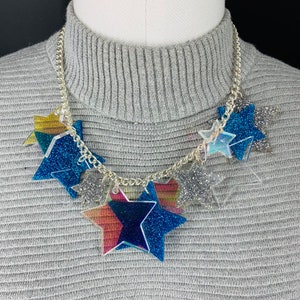 Stjärnhalsband, plastsmycken, handgjorda smycken, akrylsmycken, plexiglassmycken, glittersmycken, akrylsmycken,