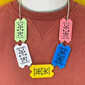 Gib eine Halskette, Kunststoff Schmuck, Plexiglas Schmuck, Acryl Schmuck, handgemachte Schmuck, Statement Kette, Statement Schmuck,