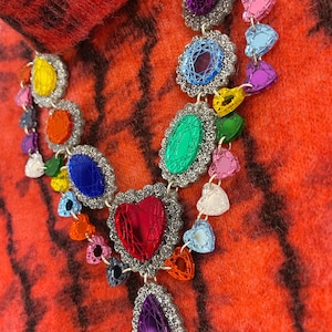 Blingketting, statementketting, statementsieraden, lasergesneden sieraden, plastic sieraden, handgemaakte sieraden