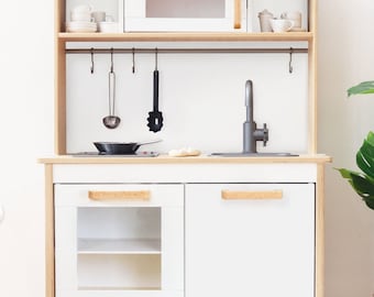 Maniglie in legno per la cucina per bambini IKEA DUKTIG