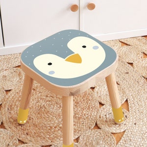 Klebefolie für IKEA FLISAT Kinderhocker - Pinguin