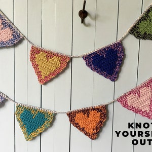 CROCHET PATTERN Hearts Garland, Valentine Crochet Hearts Banner Pattern, Hearts Bunting, Crochet Home Decor, Party Decorations, Baby Garland