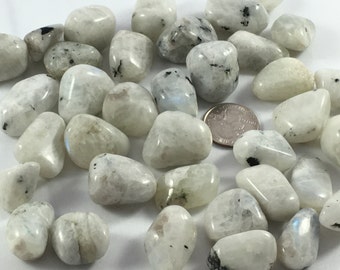 Beautiful Tumbled RAINBOW MOONSTONE Healing Gemstone// Moonstone// Tumbled Stones// June Birthstone// Healing Crystals// Healing Tools