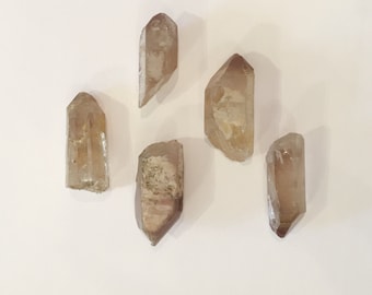 Beautiful Natural LITHIUM QUARTZ POINTS// Quartz Points// Healing Gemstones// Powerful Healing Crystals// from Brazil